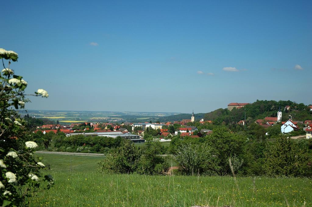 Gasthof Adler Schillingsfuerst ภายนอก รูปภาพ