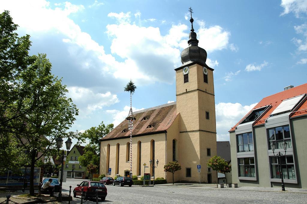 Gasthof Adler Schillingsfuerst ภายนอก รูปภาพ